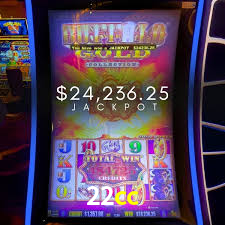 A Ascensão dos Esportes Eletrônicos: Um Novo Paradigma no Entretenimento